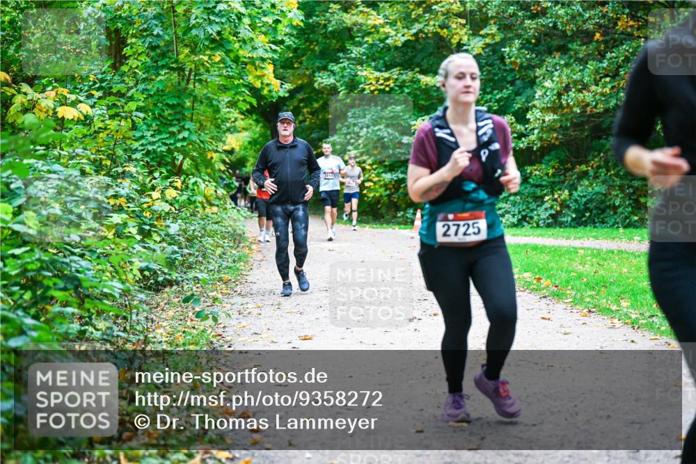 12.10.2025 - Bramfelder Halbmarathon 2025 Dr. Thomas Lammeyer http://msf.ph/oto/9358272 12.10.2025 11:03:49 Laufen 2893, 2725 meine-sportfotos.de