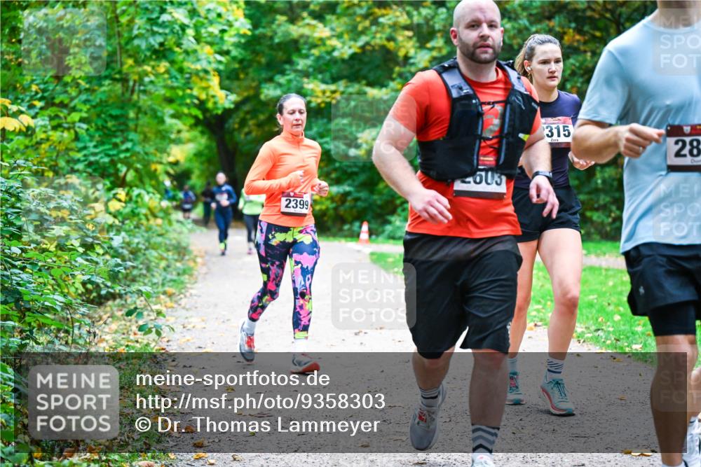 12.10.2025 - Bramfelder Halbmarathon 2025 Dr. Thomas Lammeyer http://msf.ph/oto/9358303 12.10.2025 11:03:58 Laufen 2399, 603, 315, 28 meine-sportfotos.de