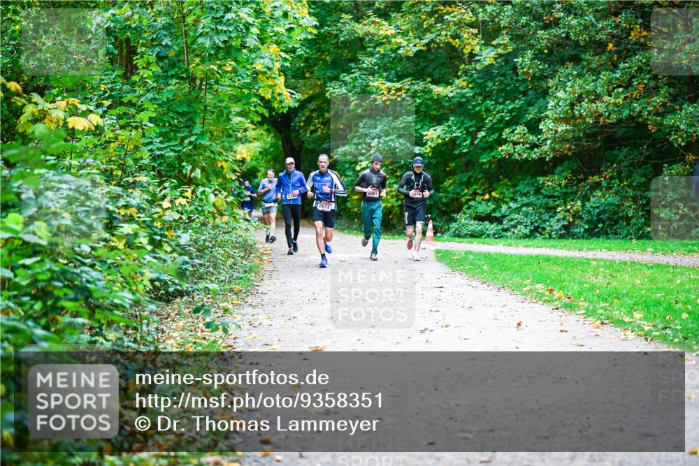12.10.2025 - Bramfelder Halbmarathon 2025 Dr. Thomas Lammeyer http://msf.ph/oto/9358351 12.10.2025 11:04:07 Laufen 2672, 091, 76 meine-sportfotos.de
