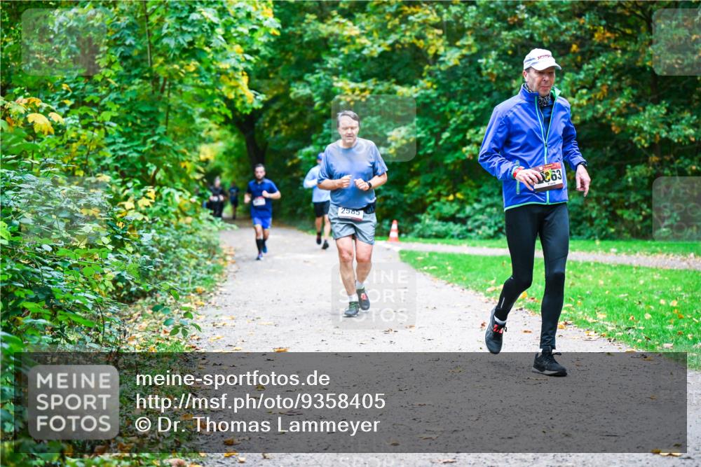 12.10.2025 - Bramfelder Halbmarathon 2025 Dr. Thomas Lammeyer http://msf.ph/oto/9358405 12.10.2025 11:04:16 Laufen 2585, 63 meine-sportfotos.de