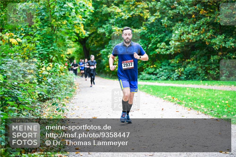 12.10.2025 - Bramfelder Halbmarathon 2025 Dr. Thomas Lammeyer http://msf.ph/oto/9358447 12.10.2025 11:04:22 Laufen 2937 meine-sportfotos.de