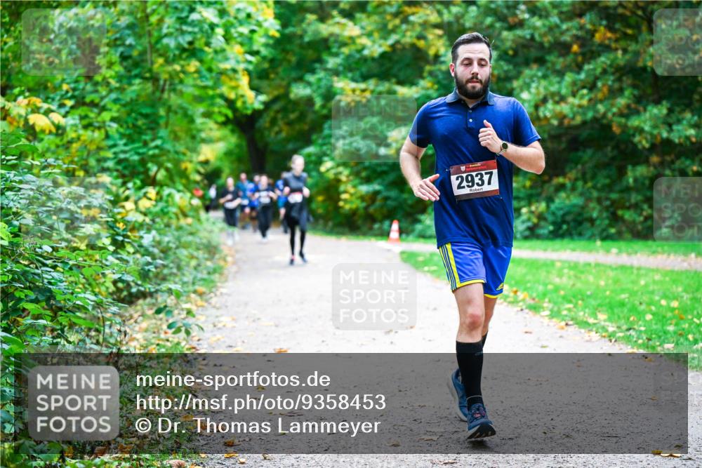 12.10.2025 - Bramfelder Halbmarathon 2025 Dr. Thomas Lammeyer http://msf.ph/oto/9358453 12.10.2025 11:04:23 Laufen 2937 meine-sportfotos.de