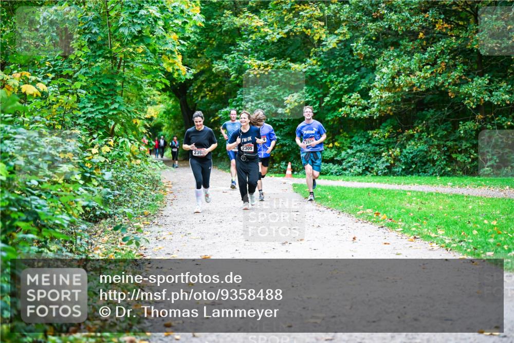 12.10.2025 - Bramfelder Halbmarathon 2025 Dr. Thomas Lammeyer http://msf.ph/oto/9358488 12.10.2025 11:04:29 Laufen 239, 442305, 282 meine-sportfotos.de