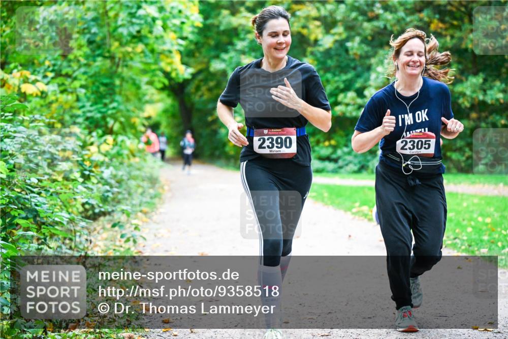 12.10.2025 - Bramfelder Halbmarathon 2025 Dr. Thomas Lammeyer http://msf.ph/oto/9358518 12.10.2025 11:04:34 Laufen 2390, 2305 meine-sportfotos.de
