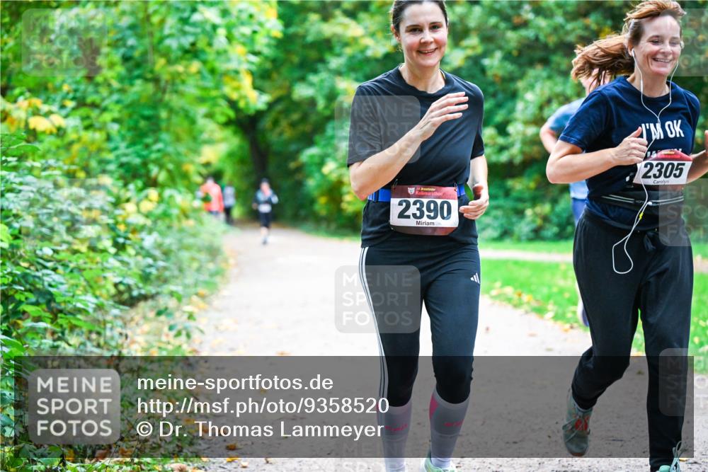 12.10.2025 - Bramfelder Halbmarathon 2025 Dr. Thomas Lammeyer http://msf.ph/oto/9358520 12.10.2025 11:04:34 Laufen 2390, 2305 meine-sportfotos.de
