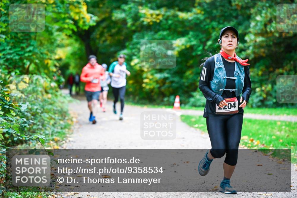 12.10.2025 - Bramfelder Halbmarathon 2025 Dr. Thomas Lammeyer http://msf.ph/oto/9358534 12.10.2025 11:04:43 Laufen 204 meine-sportfotos.de