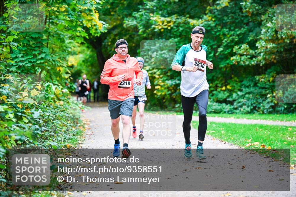 12.10.2025 - Bramfelder Halbmarathon 2025 Dr. Thomas Lammeyer http://msf.ph/oto/9358551 12.10.2025 11:04:46 Laufen 2218, 2500, 2830 meine-sportfotos.de