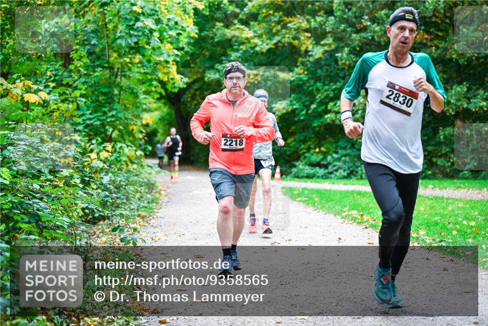 12.10.2025 - Bramfelder Halbmarathon 2025 Dr. Thomas Lammeyer http://msf.ph/oto/9358565 12.10.2025 11:04:48 Laufen 2218, 2500, 2830 meine-sportfotos.de