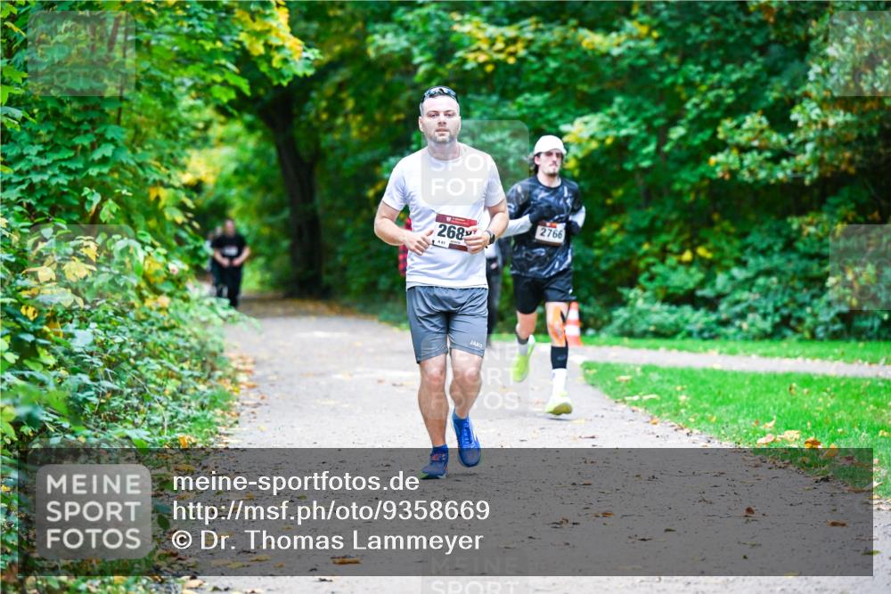 12.10.2025 - Bramfelder Halbmarathon 2025 Dr. Thomas Lammeyer http://msf.ph/oto/9358669 12.10.2025 11:05:11 Laufen 268, 61, 2766 meine-sportfotos.de