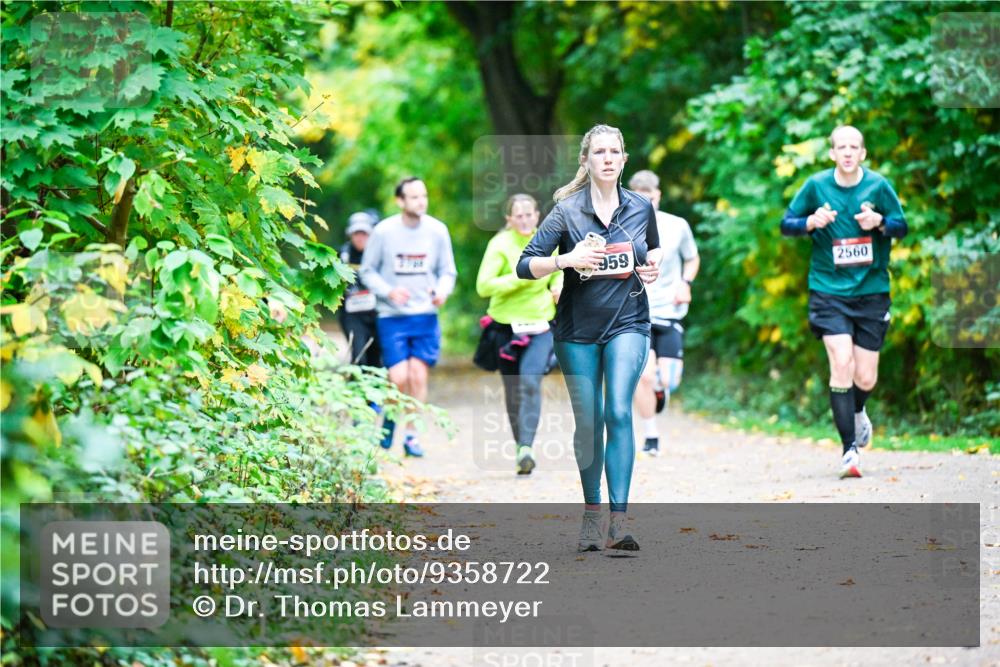 12.10.2025 - Bramfelder Halbmarathon 2025 Dr. Thomas Lammeyer http://msf.ph/oto/9358722 12.10.2025 11:05:25 Laufen 959, 2560 meine-sportfotos.de