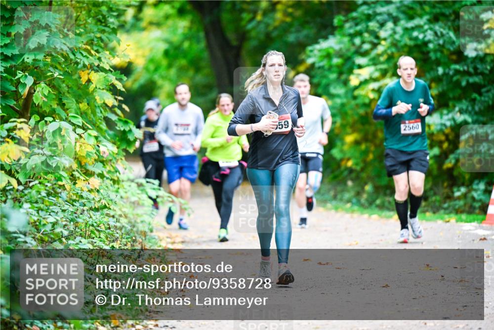 12.10.2025 - Bramfelder Halbmarathon 2025 Dr. Thomas Lammeyer http://msf.ph/oto/9358728 12.10.2025 11:05:26 Laufen 433, 559, 2560 meine-sportfotos.de