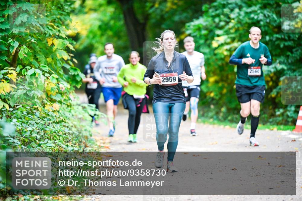 12.10.2025 - Bramfelder Halbmarathon 2025 Dr. Thomas Lammeyer http://msf.ph/oto/9358730 12.10.2025 11:05:26 Laufen 2959, 2560 meine-sportfotos.de
