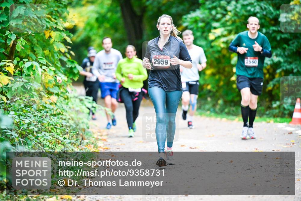 12.10.2025 - Bramfelder Halbmarathon 2025 Dr. Thomas Lammeyer http://msf.ph/oto/9358731 12.10.2025 11:05:26 Laufen 2959, 2560 meine-sportfotos.de