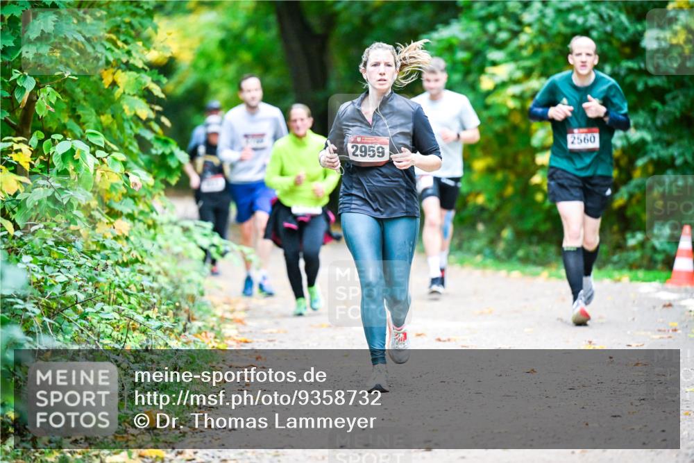 12.10.2025 - Bramfelder Halbmarathon 2025 Dr. Thomas Lammeyer http://msf.ph/oto/9358732 12.10.2025 11:05:26 Laufen 2560, 2959 meine-sportfotos.de