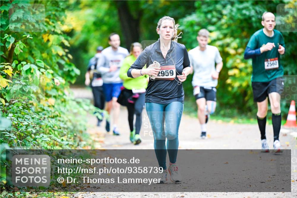 12.10.2025 - Bramfelder Halbmarathon 2025 Dr. Thomas Lammeyer http://msf.ph/oto/9358739 12.10.2025 11:05:27 Laufen 2959, 2560 meine-sportfotos.de