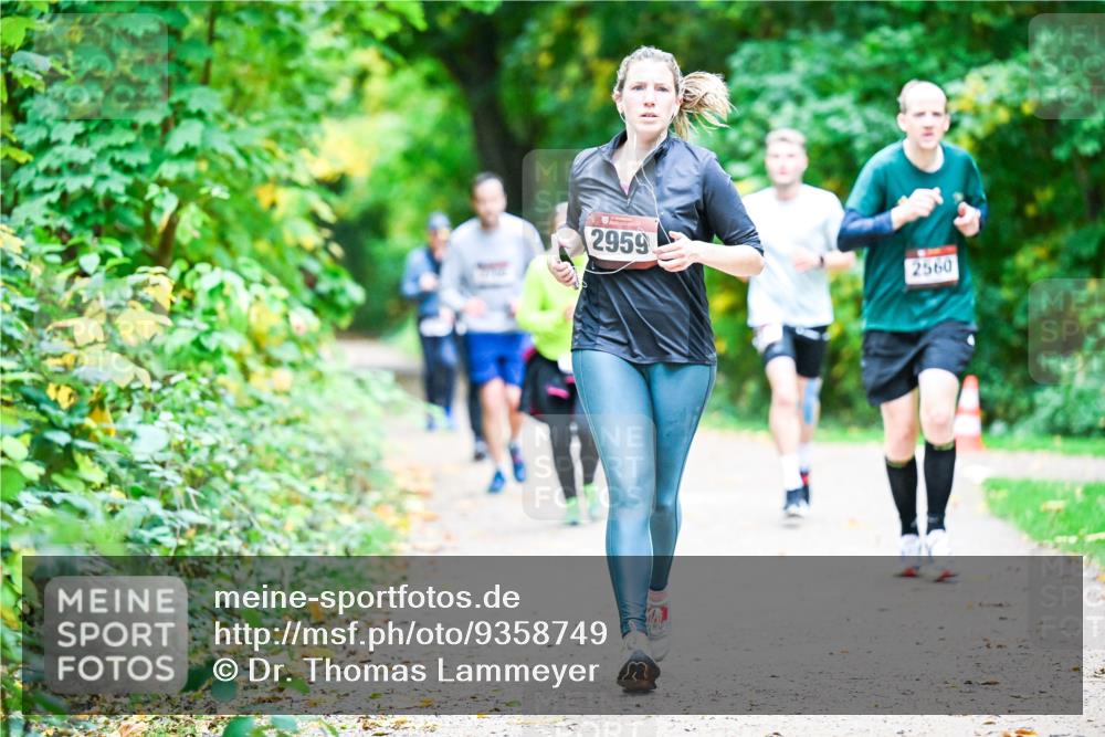 12.10.2025 - Bramfelder Halbmarathon 2025 Dr. Thomas Lammeyer http://msf.ph/oto/9358749 12.10.2025 11:05:28 Laufen 2959, 2560 meine-sportfotos.de