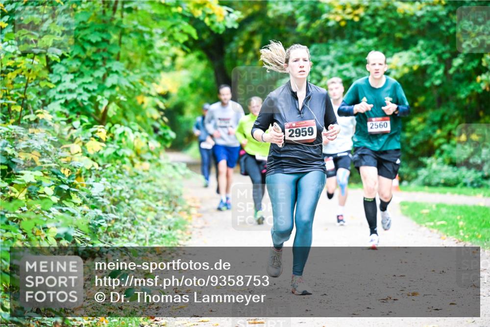 12.10.2025 - Bramfelder Halbmarathon 2025 Dr. Thomas Lammeyer http://msf.ph/oto/9358753 12.10.2025 11:05:29 Laufen 2959, 2560 meine-sportfotos.de