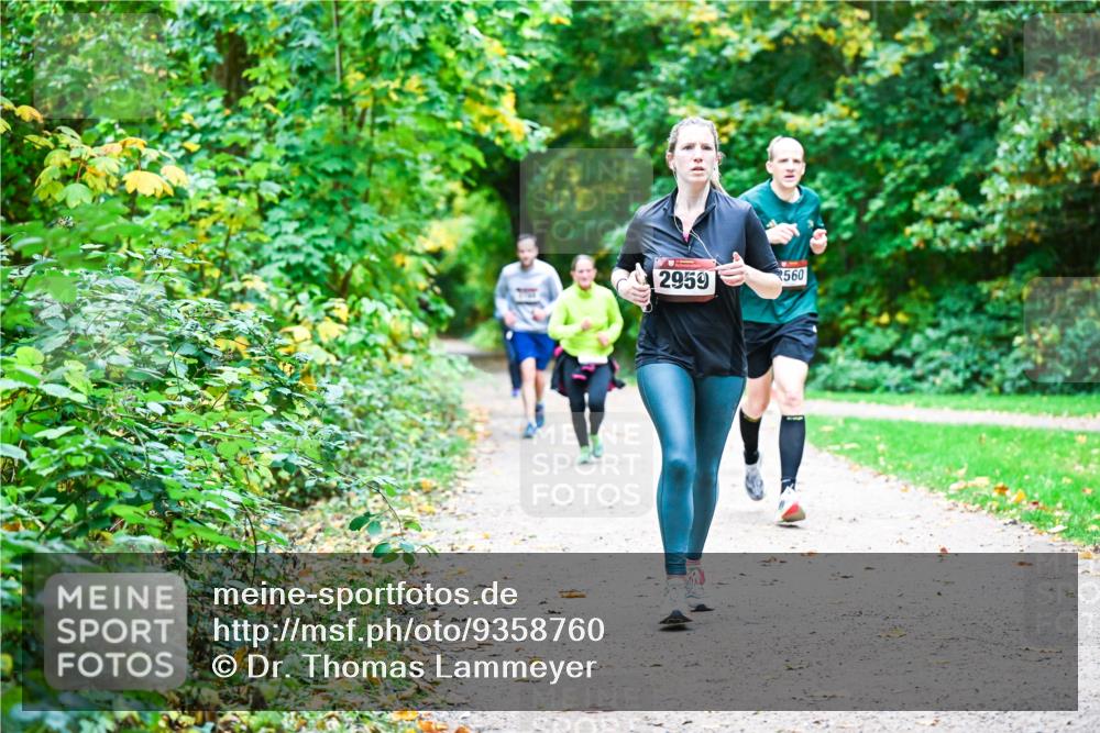 12.10.2025 - Bramfelder Halbmarathon 2025 Dr. Thomas Lammeyer http://msf.ph/oto/9358760 12.10.2025 11:05:30 Laufen 2959, 560 meine-sportfotos.de