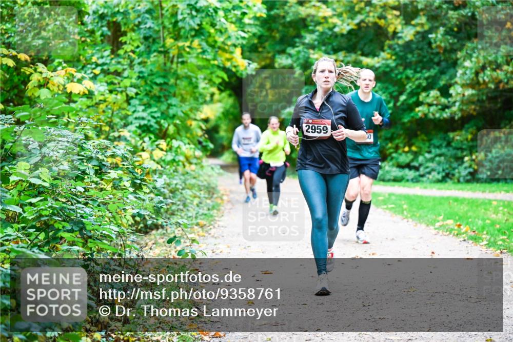 12.10.2025 - Bramfelder Halbmarathon 2025 Dr. Thomas Lammeyer http://msf.ph/oto/9358761 12.10.2025 11:05:30 Laufen 2959 meine-sportfotos.de