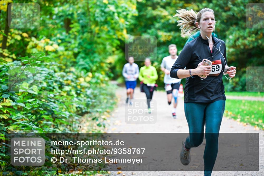 12.10.2025 - Bramfelder Halbmarathon 2025 Dr. Thomas Lammeyer http://msf.ph/oto/9358767 12.10.2025 11:05:31 Laufen 59 meine-sportfotos.de