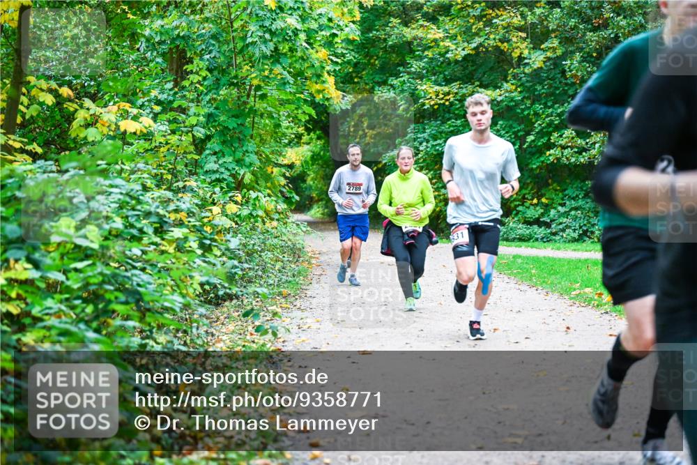 12.10.2025 - Bramfelder Halbmarathon 2025 Dr. Thomas Lammeyer http://msf.ph/oto/9358771 12.10.2025 11:05:32 Laufen 2789, 31 meine-sportfotos.de