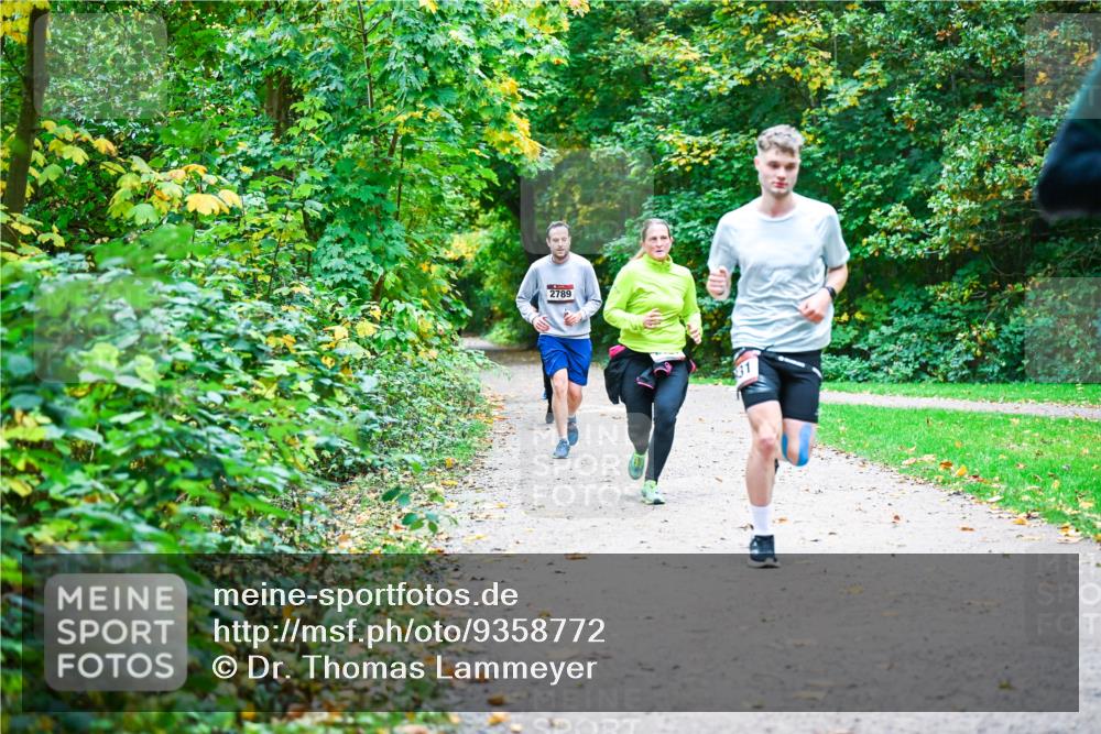 12.10.2025 - Bramfelder Halbmarathon 2025 Dr. Thomas Lammeyer http://msf.ph/oto/9358772 12.10.2025 11:05:32 Laufen 2789, 131 meine-sportfotos.de