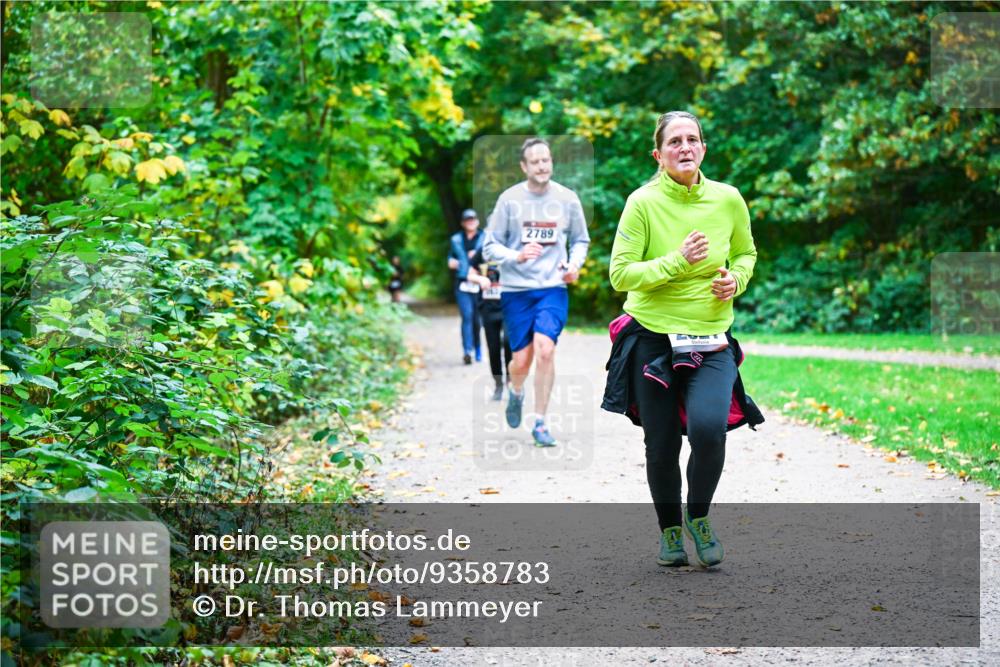 12.10.2025 - Bramfelder Halbmarathon 2025 Dr. Thomas Lammeyer http://msf.ph/oto/9358783 12.10.2025 11:05:34 Laufen 2789 meine-sportfotos.de