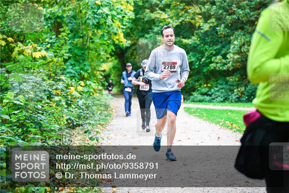 12.10.2025 - Bramfelder Halbmarathon 2025 Dr. Thomas Lammeyer http://msf.ph/oto/9358791 12.10.2025 11:05:36 Laufen 2822, 2789 meine-sportfotos.de