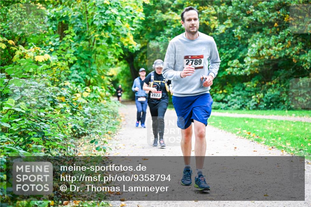 12.10.2025 - Bramfelder Halbmarathon 2025 Dr. Thomas Lammeyer http://msf.ph/oto/9358794 12.10.2025 11:05:37 Laufen 2822, 2789 meine-sportfotos.de