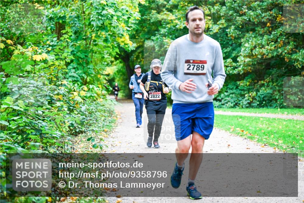 12.10.2025 - Bramfelder Halbmarathon 2025 Dr. Thomas Lammeyer http://msf.ph/oto/9358796 12.10.2025 11:05:37 Laufen 2822, 2789 meine-sportfotos.de