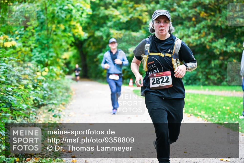 12.10.2025 - Bramfelder Halbmarathon 2025 Dr. Thomas Lammeyer http://msf.ph/oto/9358809 12.10.2025 11:05:39 Laufen 2822, 34 meine-sportfotos.de