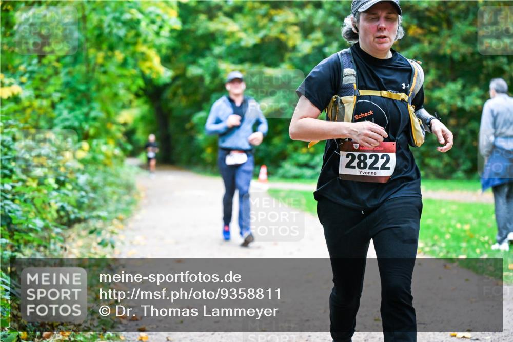 12.10.2025 - Bramfelder Halbmarathon 2025 Dr. Thomas Lammeyer http://msf.ph/oto/9358811 12.10.2025 11:05:39 Laufen 2822 meine-sportfotos.de