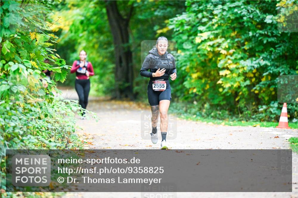 12.10.2025 - Bramfelder Halbmarathon 2025 Dr. Thomas Lammeyer http://msf.ph/oto/9358825 12.10.2025 11:05:45 Laufen 2555, 00 meine-sportfotos.de