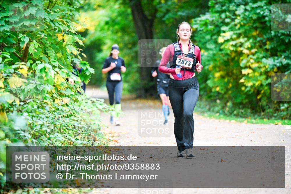 12.10.2025 - Bramfelder Halbmarathon 2025 Dr. Thomas Lammeyer http://msf.ph/oto/9358883 12.10.2025 11:05:54 Laufen 2873 meine-sportfotos.de