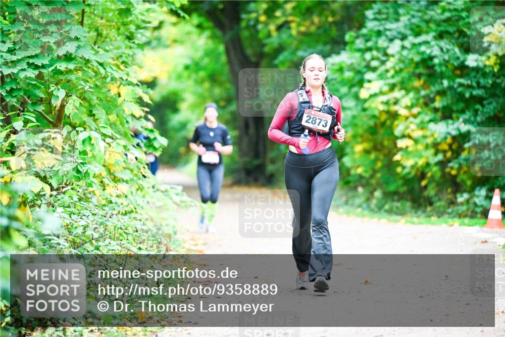 12.10.2025 - Bramfelder Halbmarathon 2025 Dr. Thomas Lammeyer http://msf.ph/oto/9358889 12.10.2025 11:05:55 Laufen 2873 meine-sportfotos.de
