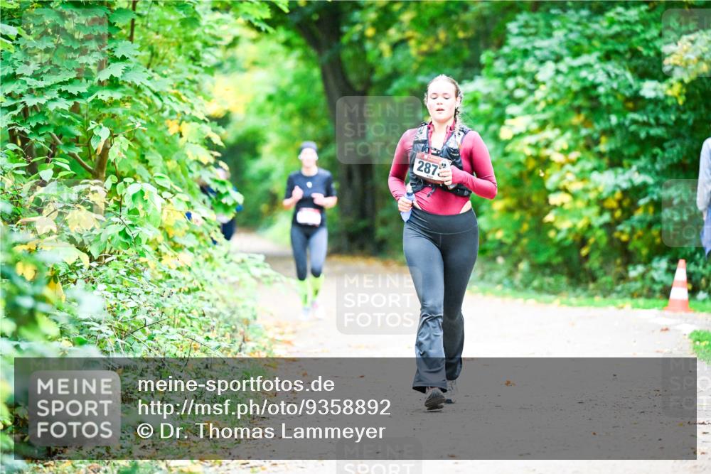 12.10.2025 - Bramfelder Halbmarathon 2025 Dr. Thomas Lammeyer http://msf.ph/oto/9358892 12.10.2025 11:05:55 Laufen 287 meine-sportfotos.de