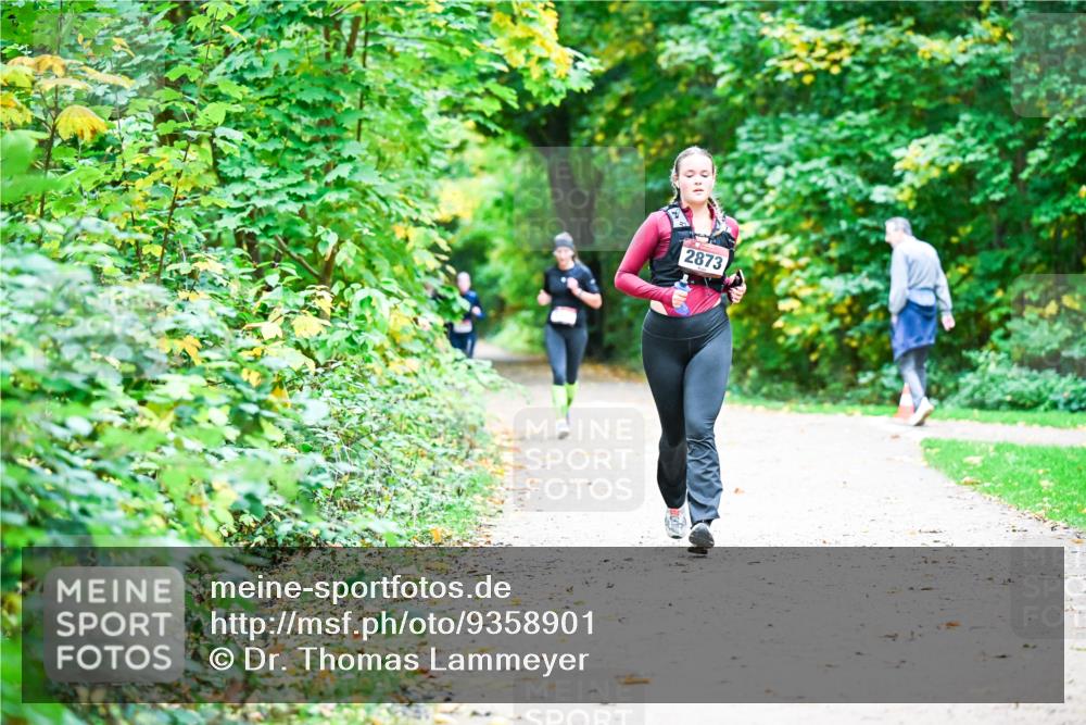 12.10.2025 - Bramfelder Halbmarathon 2025 Dr. Thomas Lammeyer http://msf.ph/oto/9358901 12.10.2025 11:05:56 Laufen 2873 meine-sportfotos.de