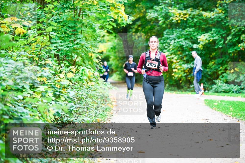 12.10.2025 - Bramfelder Halbmarathon 2025 Dr. Thomas Lammeyer http://msf.ph/oto/9358905 12.10.2025 11:05:57 Laufen 2873 meine-sportfotos.de
