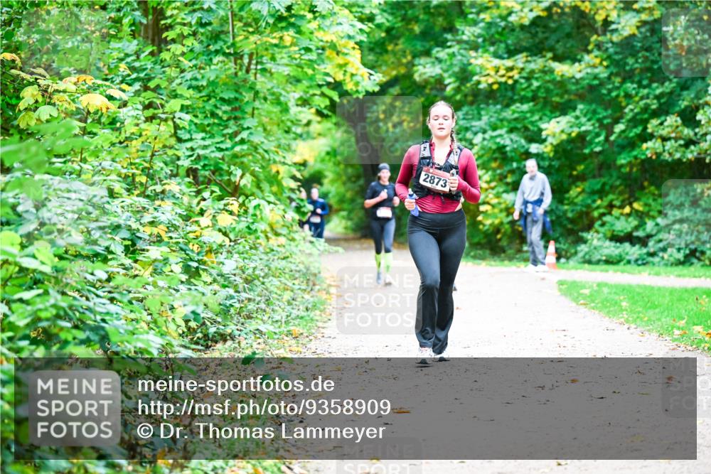 12.10.2025 - Bramfelder Halbmarathon 2025 Dr. Thomas Lammeyer http://msf.ph/oto/9358909 12.10.2025 11:05:57 Laufen 2873 meine-sportfotos.de