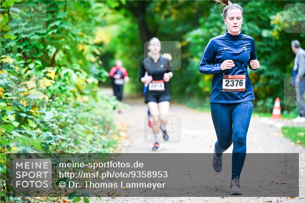 12.10.2025 - Bramfelder Halbmarathon 2025 Dr. Thomas Lammeyer http://msf.ph/oto/9358953 12.10.2025 11:06:09 Laufen 2376 meine-sportfotos.de