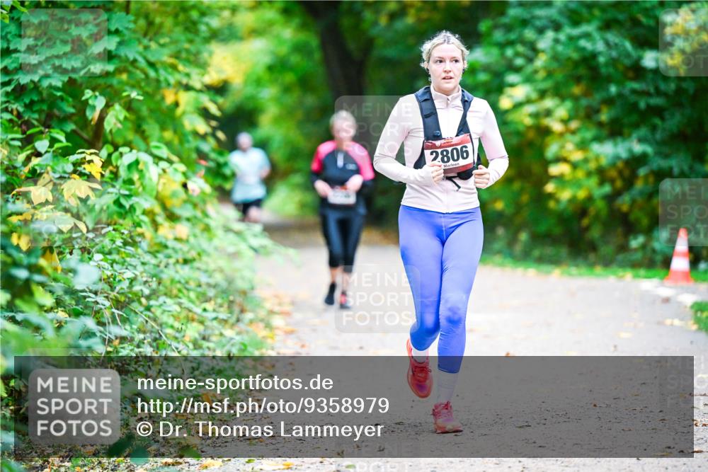 12.10.2025 - Bramfelder Halbmarathon 2025 Dr. Thomas Lammeyer http://msf.ph/oto/9358979 12.10.2025 11:06:14 Laufen 2806 meine-sportfotos.de