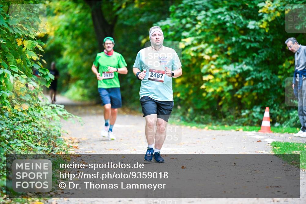 12.10.2025 - Bramfelder Halbmarathon 2025 Dr. Thomas Lammeyer http://msf.ph/oto/9359018 12.10.2025 11:06:25 Laufen 2979, 2020, 2467 meine-sportfotos.de