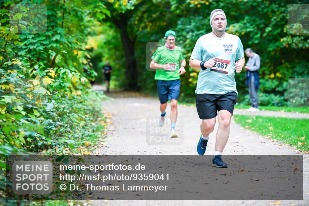 12.10.2025 - Bramfelder Halbmarathon 2025 Dr. Thomas Lammeyer http://msf.ph/oto/9359041 12.10.2025 11:06:28 Laufen 579, 2467 meine-sportfotos.de
