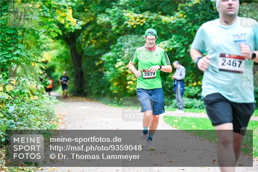 12.10.2025 - Bramfelder Halbmarathon 2025 Dr. Thomas Lammeyer http://msf.ph/oto/9359048 12.10.2025 11:06:30 Laufen 2979, 2467 meine-sportfotos.de