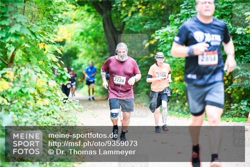 12.10.2025 - Bramfelder Halbmarathon 2025 Dr. Thomas Lammeyer http://msf.ph/oto/9359073 12.10.2025 11:06:43 Laufen 2224, 2364, 2854 meine-sportfotos.de