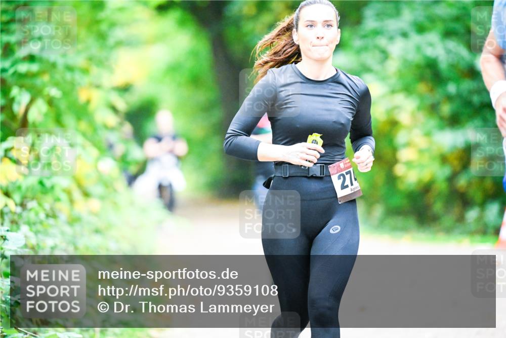 12.10.2025 - Bramfelder Halbmarathon 2025 Dr. Thomas Lammeyer http://msf.ph/oto/9359108 12.10.2025 11:06:59 Laufen 27 meine-sportfotos.de