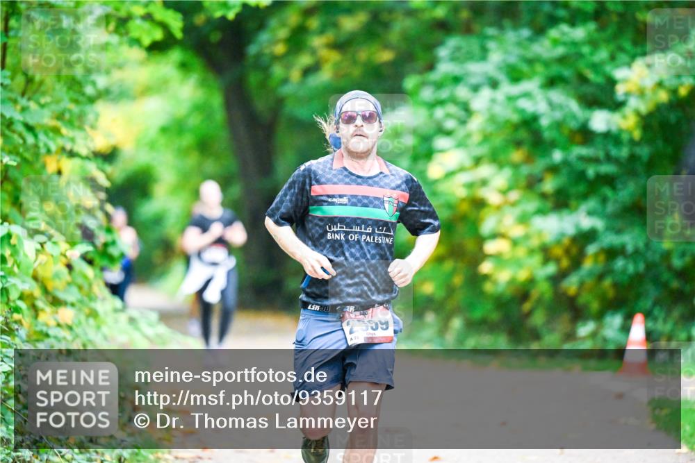 12.10.2025 - Bramfelder Halbmarathon 2025 Dr. Thomas Lammeyer http://msf.ph/oto/9359117 12.10.2025 11:07:01 Laufen 2559, 78 meine-sportfotos.de