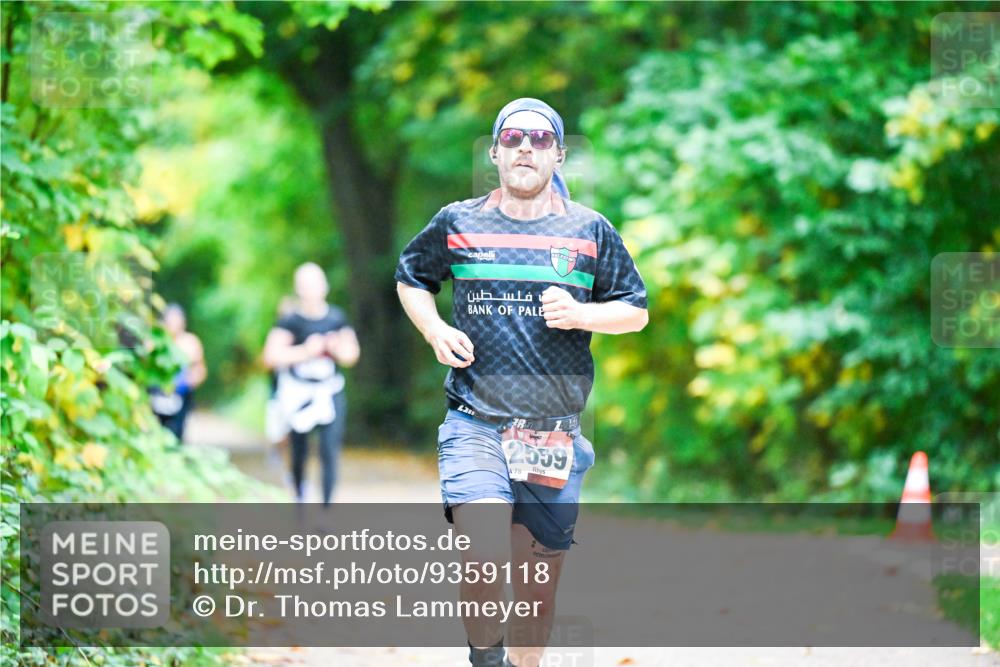 12.10.2025 - Bramfelder Halbmarathon 2025 Dr. Thomas Lammeyer http://msf.ph/oto/9359118 12.10.2025 11:07:01 Laufen 2559, 78 meine-sportfotos.de