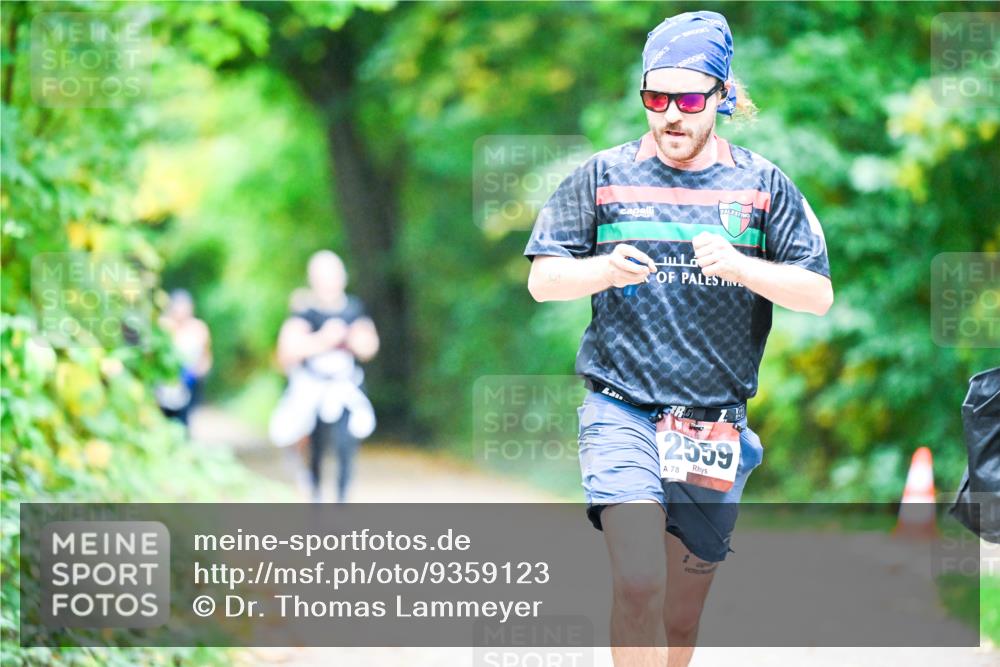 12.10.2025 - Bramfelder Halbmarathon 2025 Dr. Thomas Lammeyer http://msf.ph/oto/9359123 12.10.2025 11:07:02 Laufen 2559, 78 meine-sportfotos.de