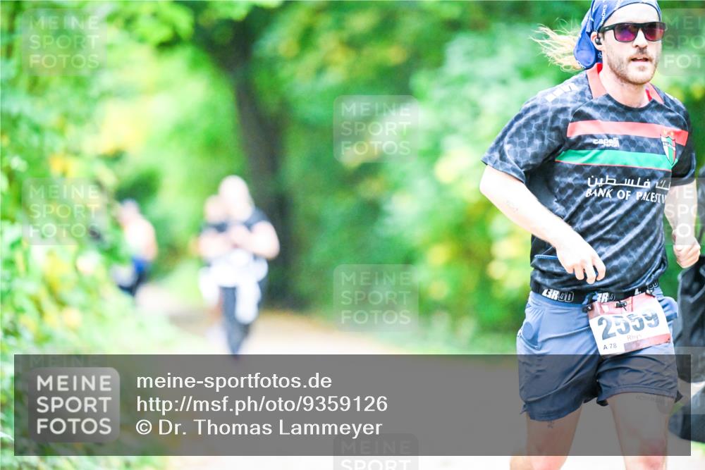 12.10.2025 - Bramfelder Halbmarathon 2025 Dr. Thomas Lammeyer http://msf.ph/oto/9359126 12.10.2025 11:07:02 Laufen 2559, 78 meine-sportfotos.de